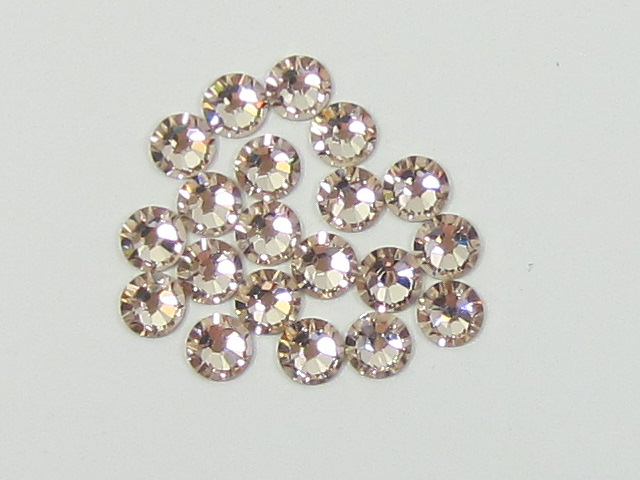 12 pcs. 34ss LIGHT SILK HOTFIX European Rhinestones